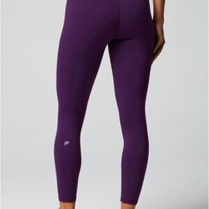 Fabletics Boost PowerHold® High-Waisted 7/8 Legging